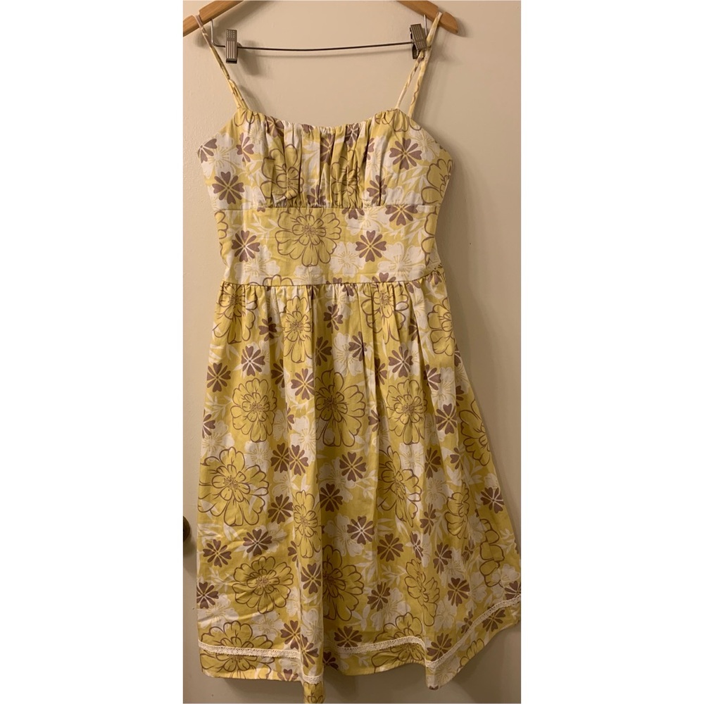 Vintage style a-line sleeveless dress